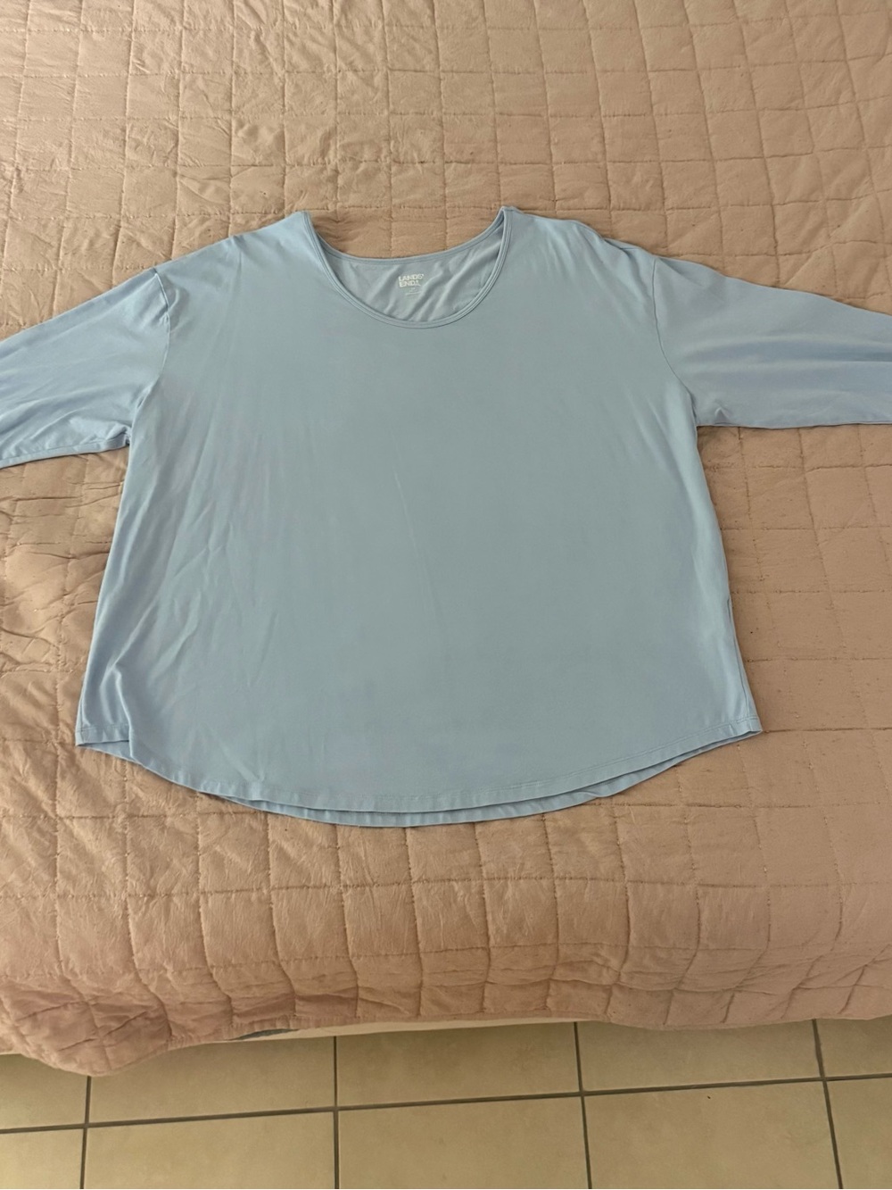 Light Blue Women's Scoop Neck 3/4 Sleeve Top
